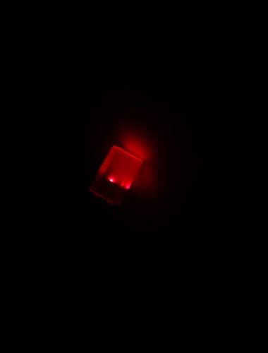 Нов LON0167, 40 бр червени led светодиода с квадратна глава 2x4x7 мм (40 Бр 2x4x7 мм Vierkantkopf Rote LED-Leuchtdioden
